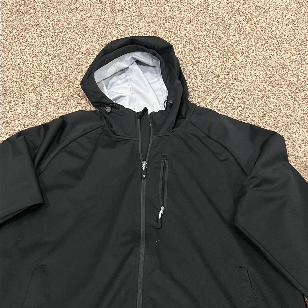 Lightweight men’s shell coat polyester